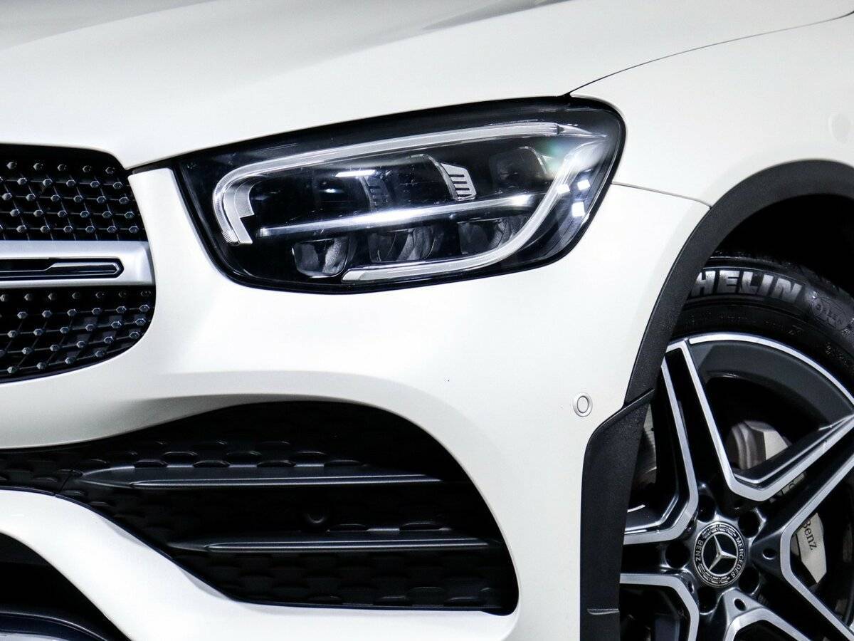 Mercedes-Benz GLC Coupe 300, 2019 Фото №14