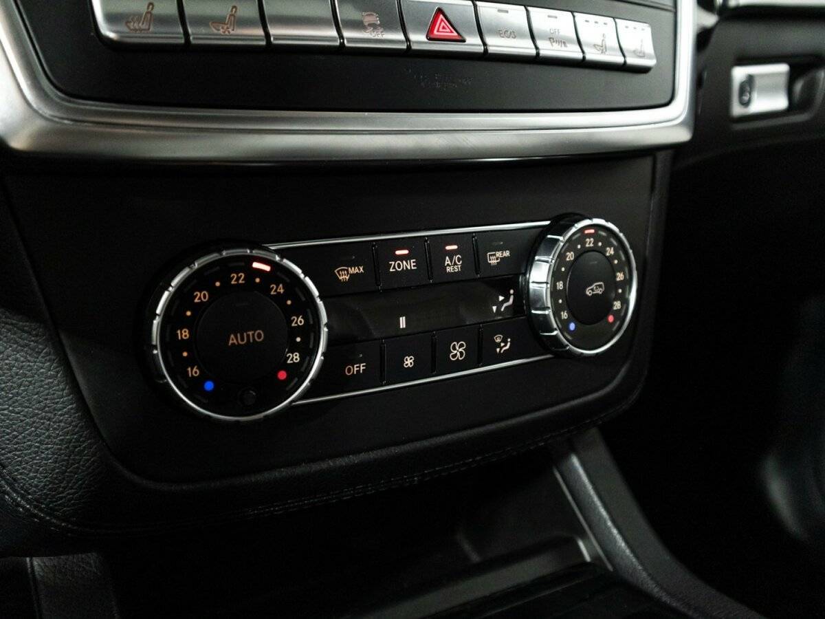 Mercedes-Benz GL-Класс 350 CDI BlueTEC, 2014 Фото №19