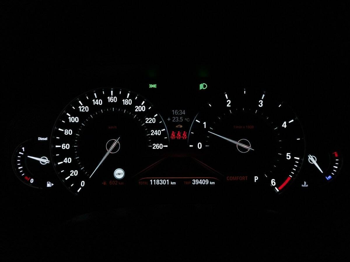 BMW 3 серии 320d, 2019 Фото №12