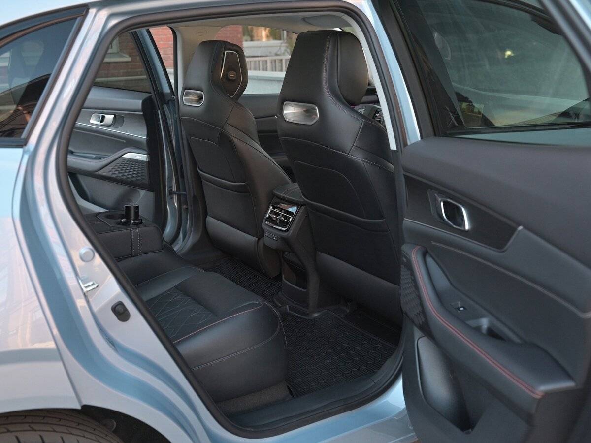 Changan UNI-K, 2023 Фото №19