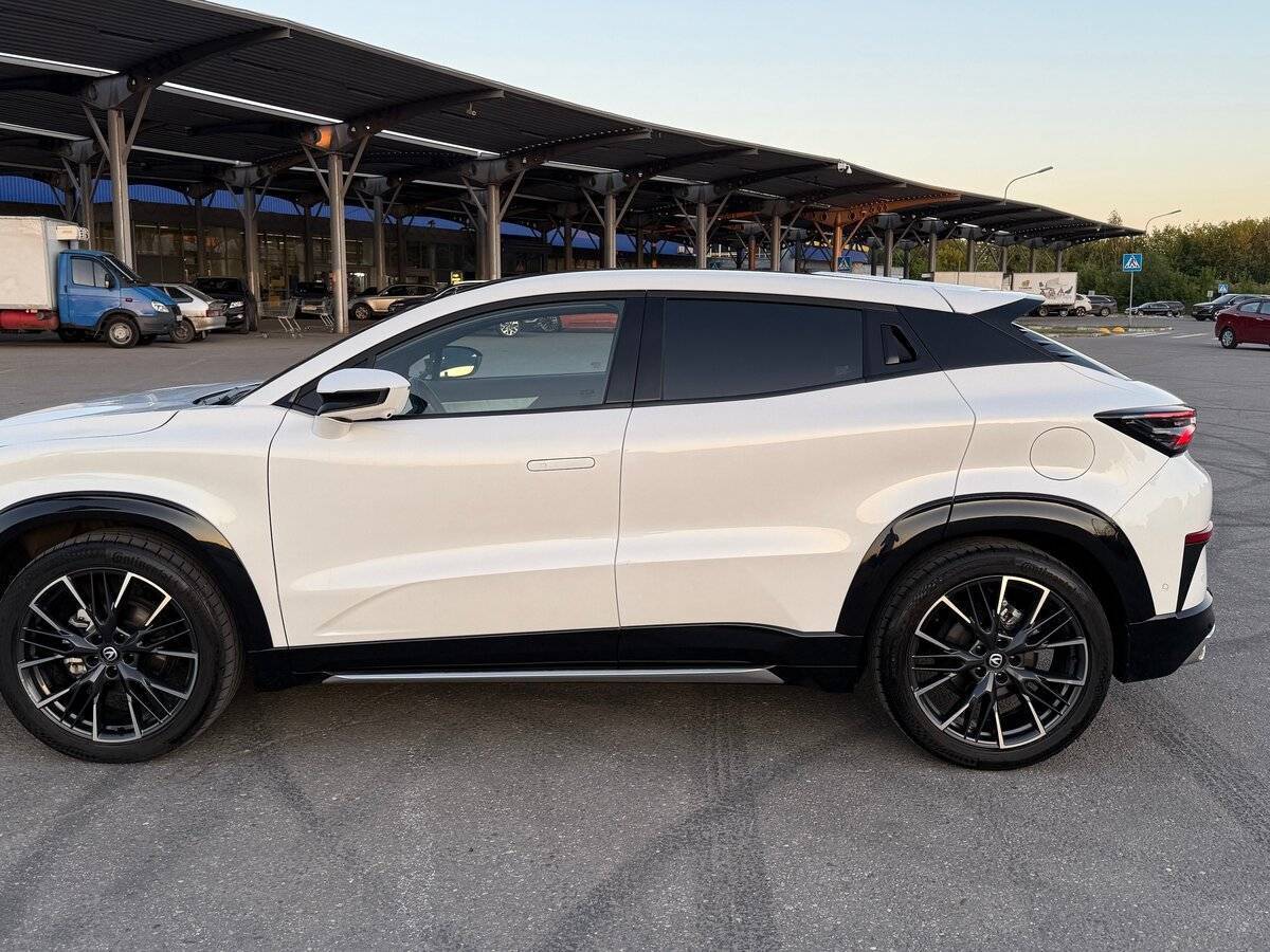 Changan UNI-T, 2023 Фото №10