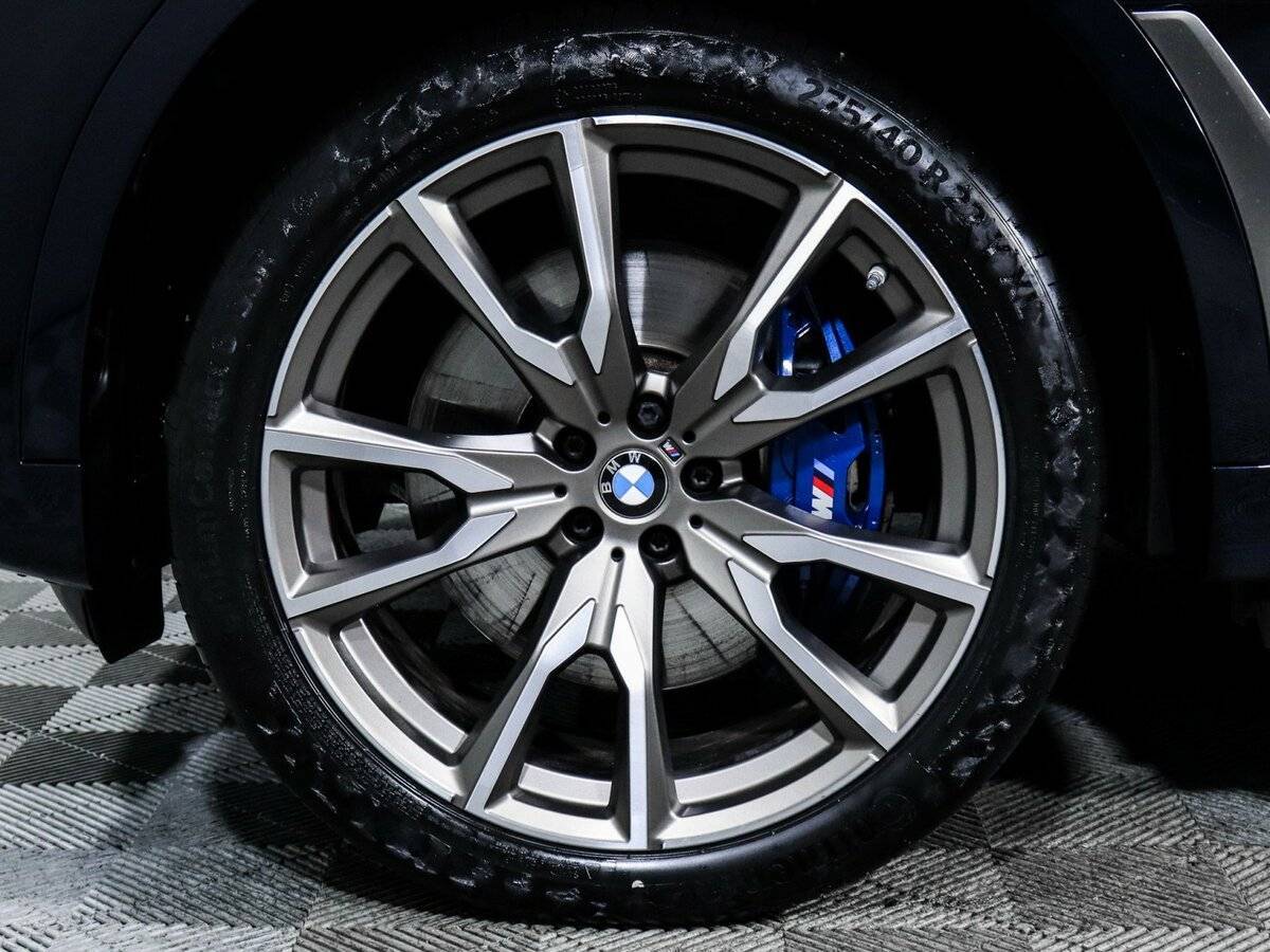 BMW X7 M50d, 2021 Фото №15