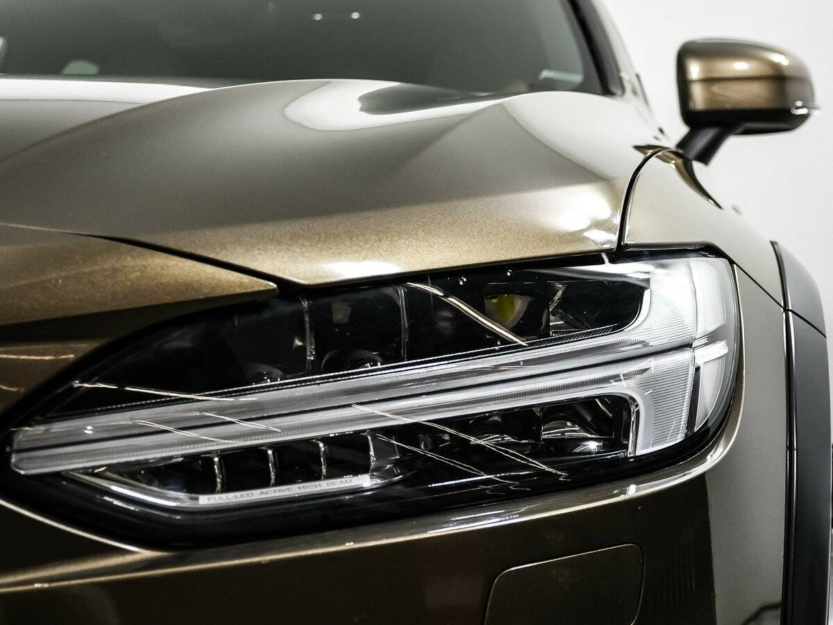Volvo V90 Cross Country, 2017 Фото №14