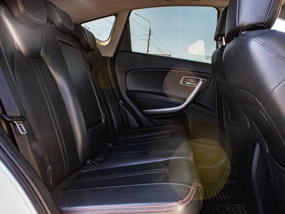 FAW Besturn X80, 2018 Фото №26