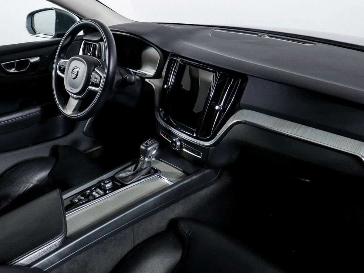Volvo S60, 2021 Фото №13