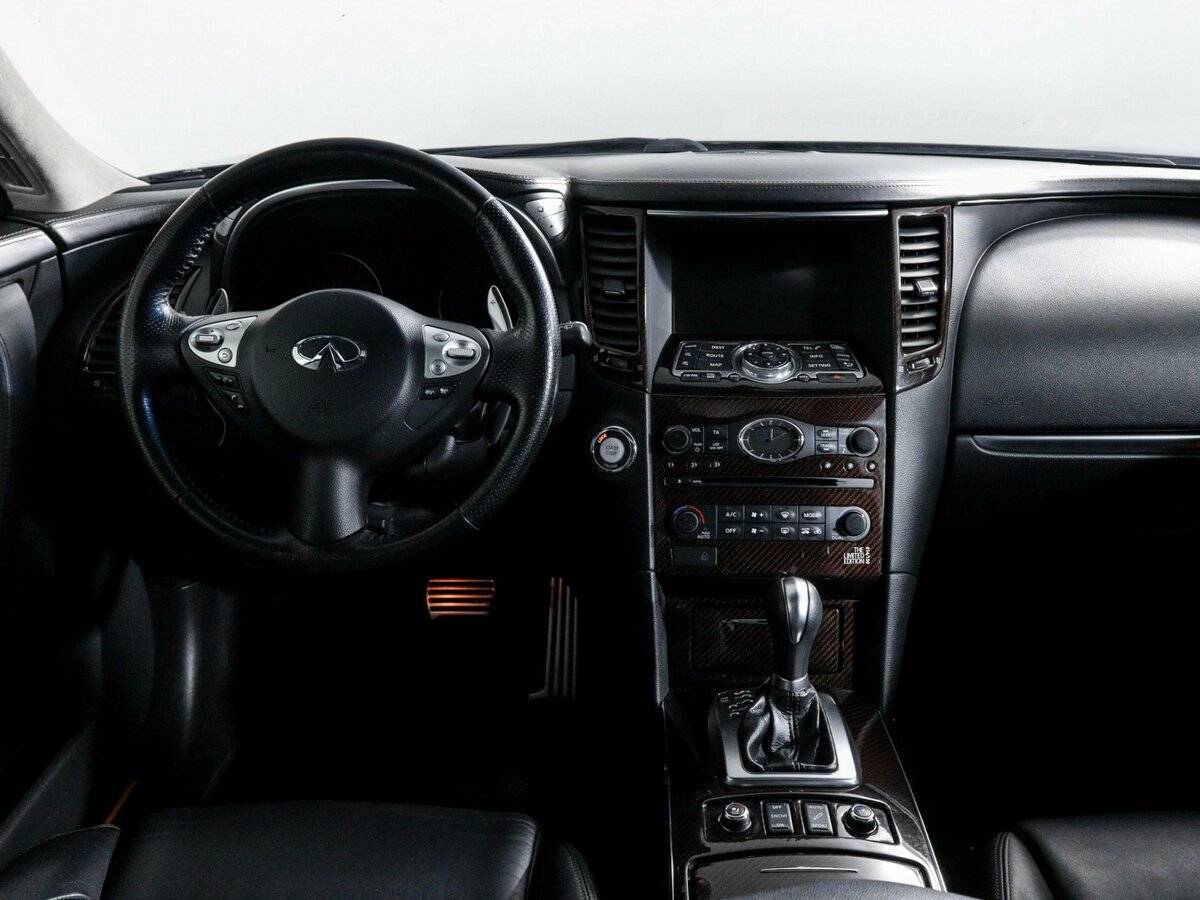 Infiniti FX37, 2010 Фото №9