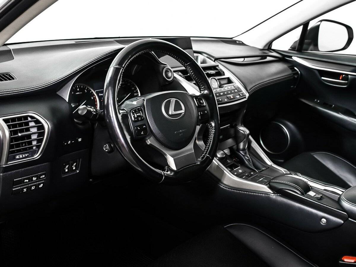 Lexus NX 200t, 2015 Фото №12