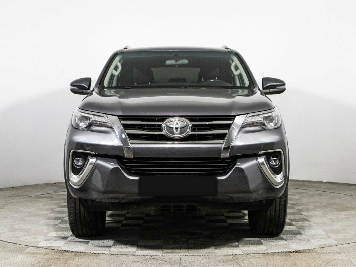 Toyota Fortuner, 2017 Фото №2