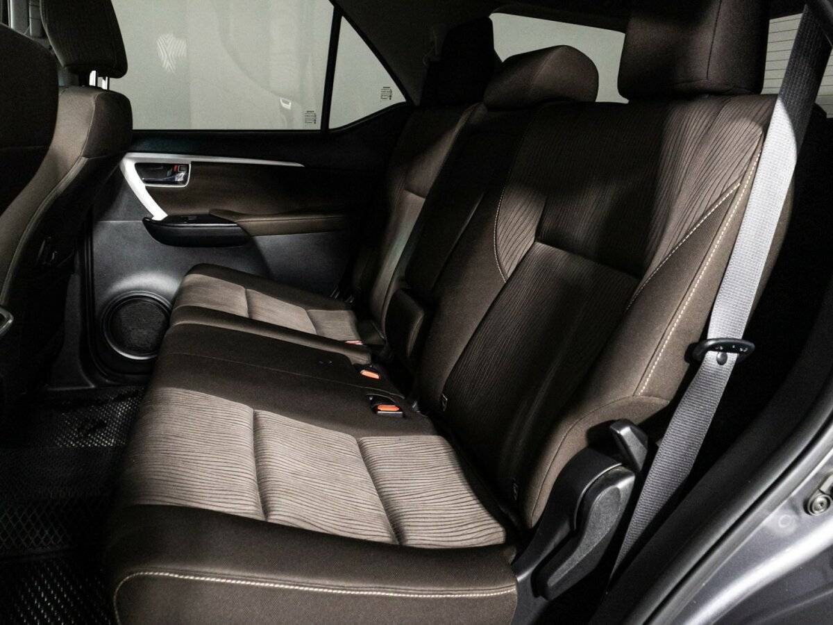Toyota Fortuner, 2017 Фото №8