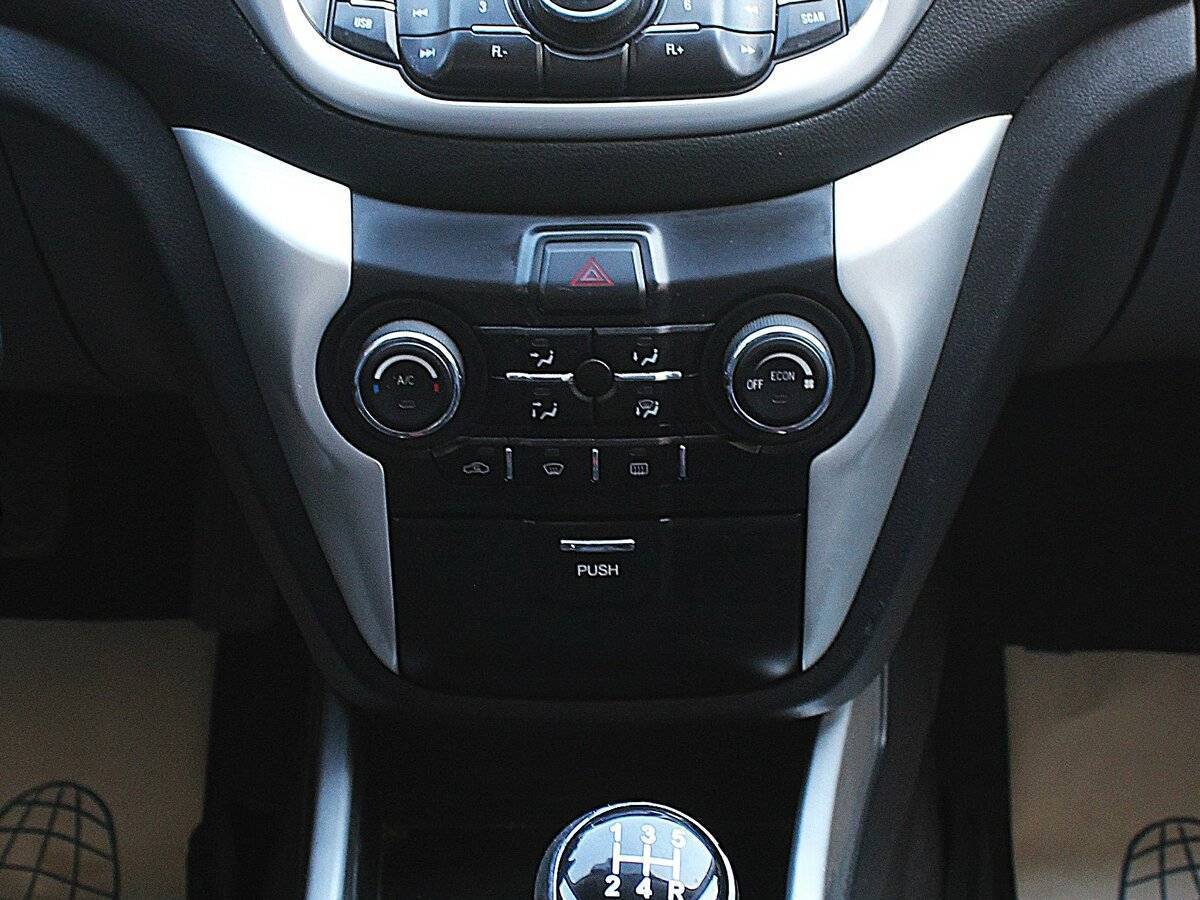 Changan Eado, 2014 Фото №11