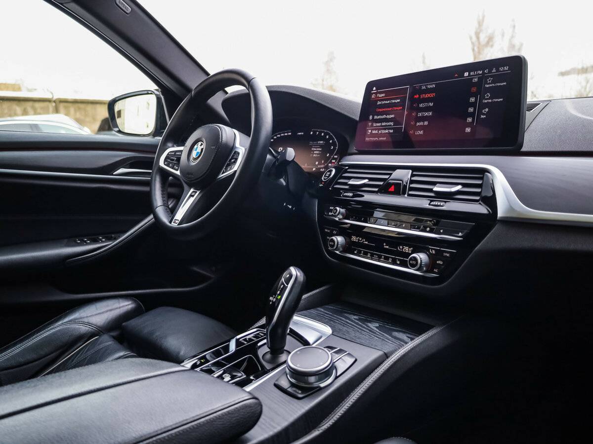 BMW 5 серии 520d xDrive, 2021 Фото №12