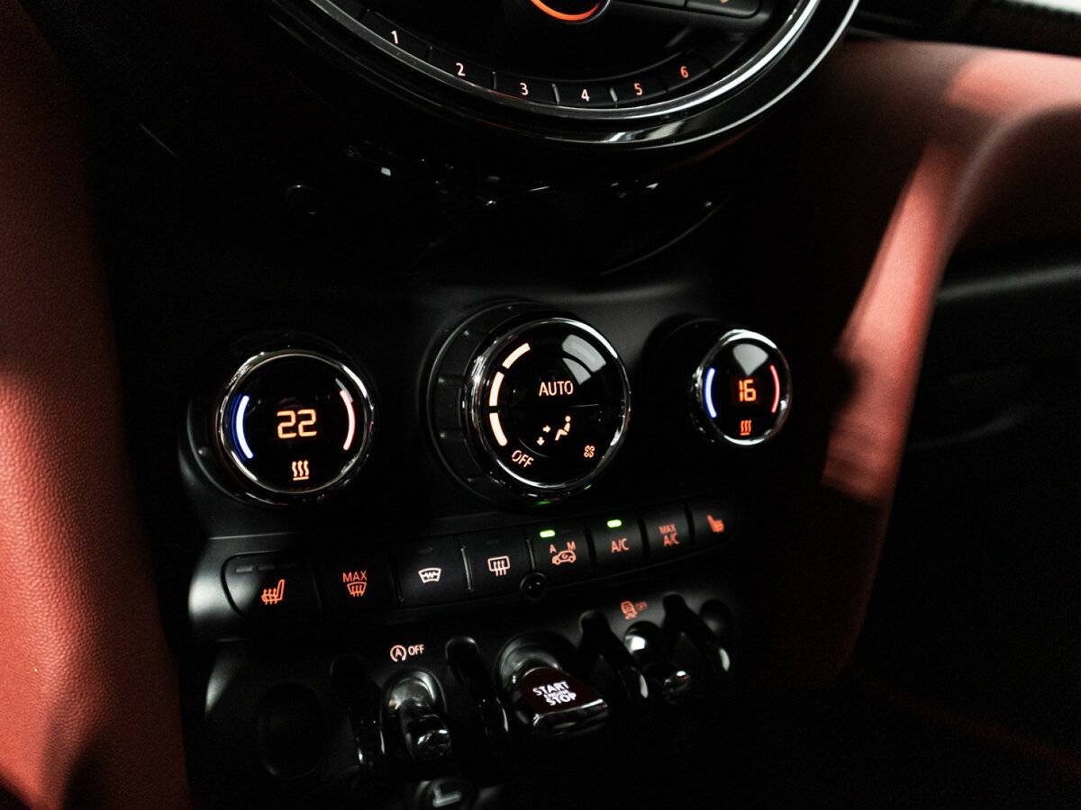 Mini Hatch Cooper S, 2016 Фото №17