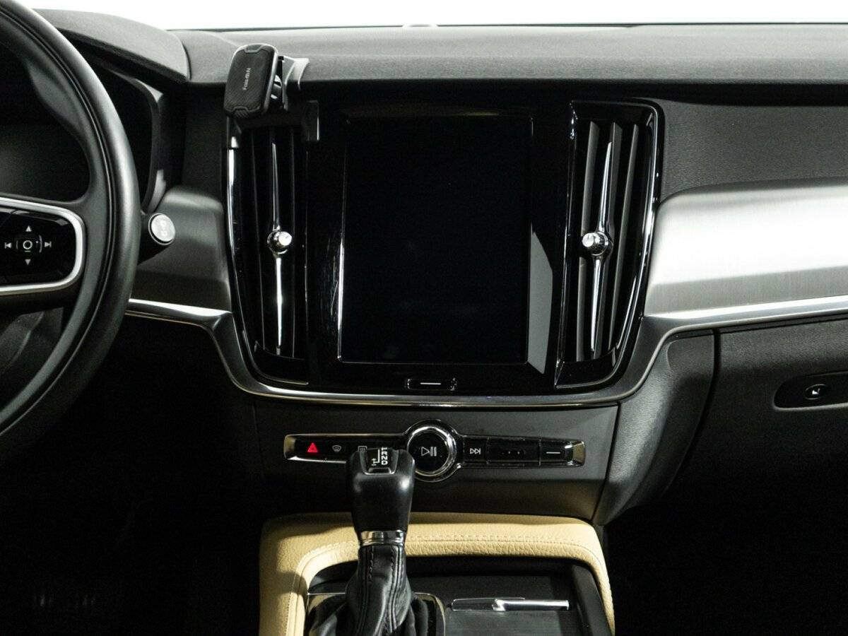 Volvo V90, 2018 Фото №14