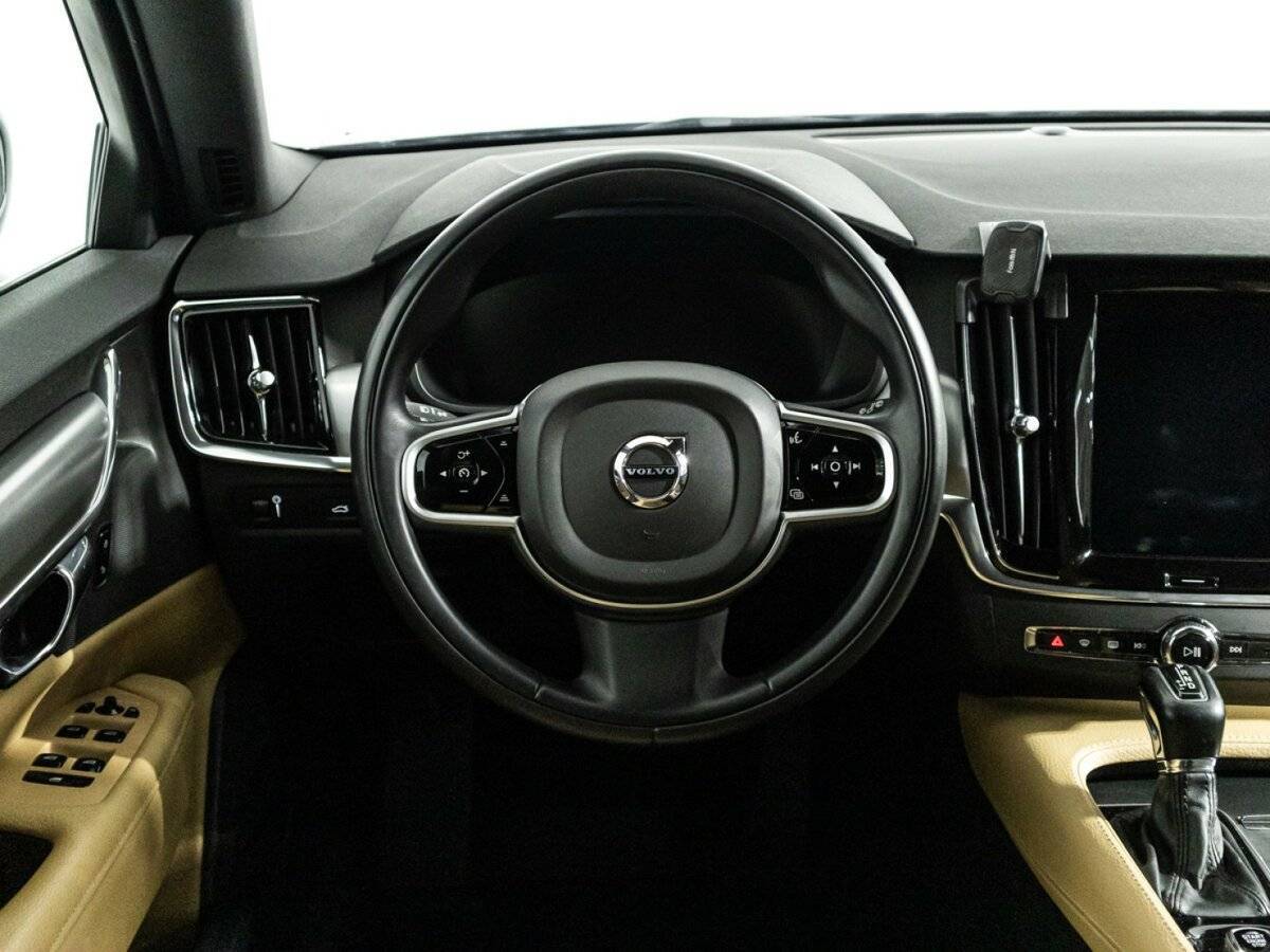 Volvo V90, 2018 Фото №20