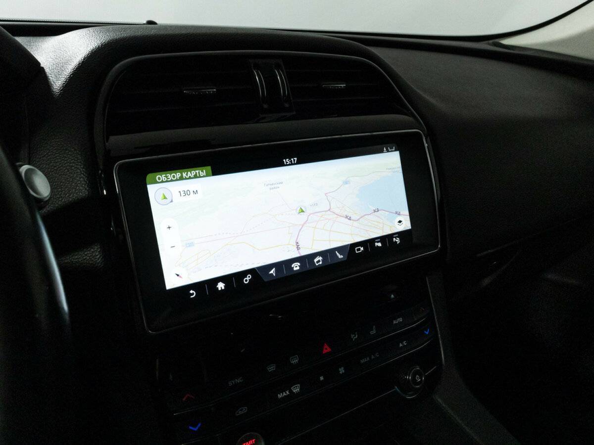 Jaguar F-Pace, 2016 Фото №19