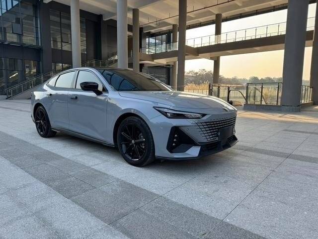 Changan UNI-V, 2022 - 32 000 км. | Фото №2