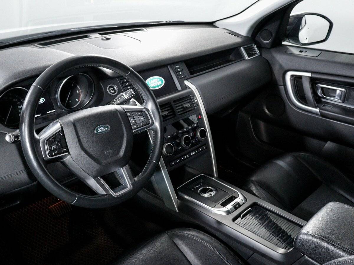 Land Rover Discovery Sport, 2017 Фото №14