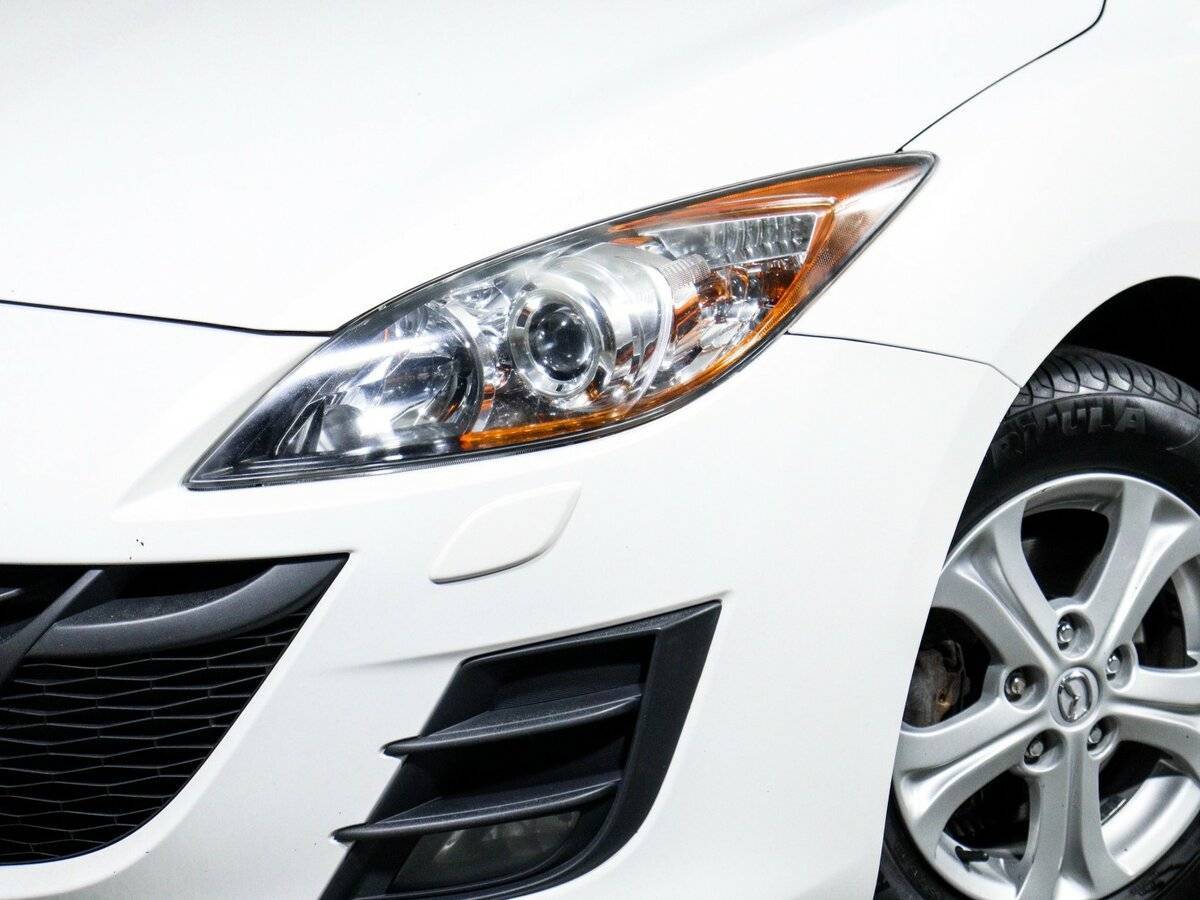 Mazda 3, 2011 Фото №16