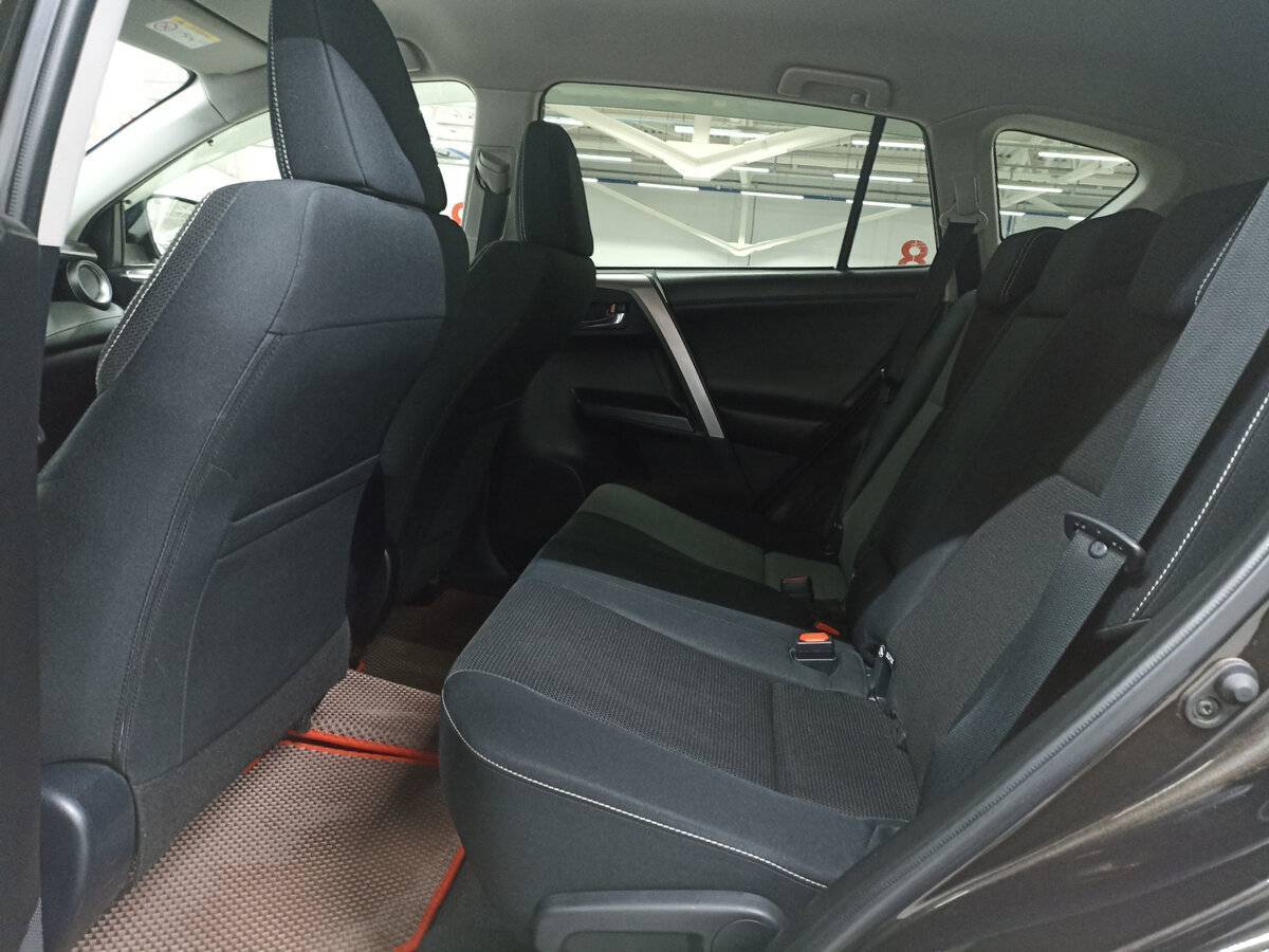 Toyota RAV4, 2016 Фото №12