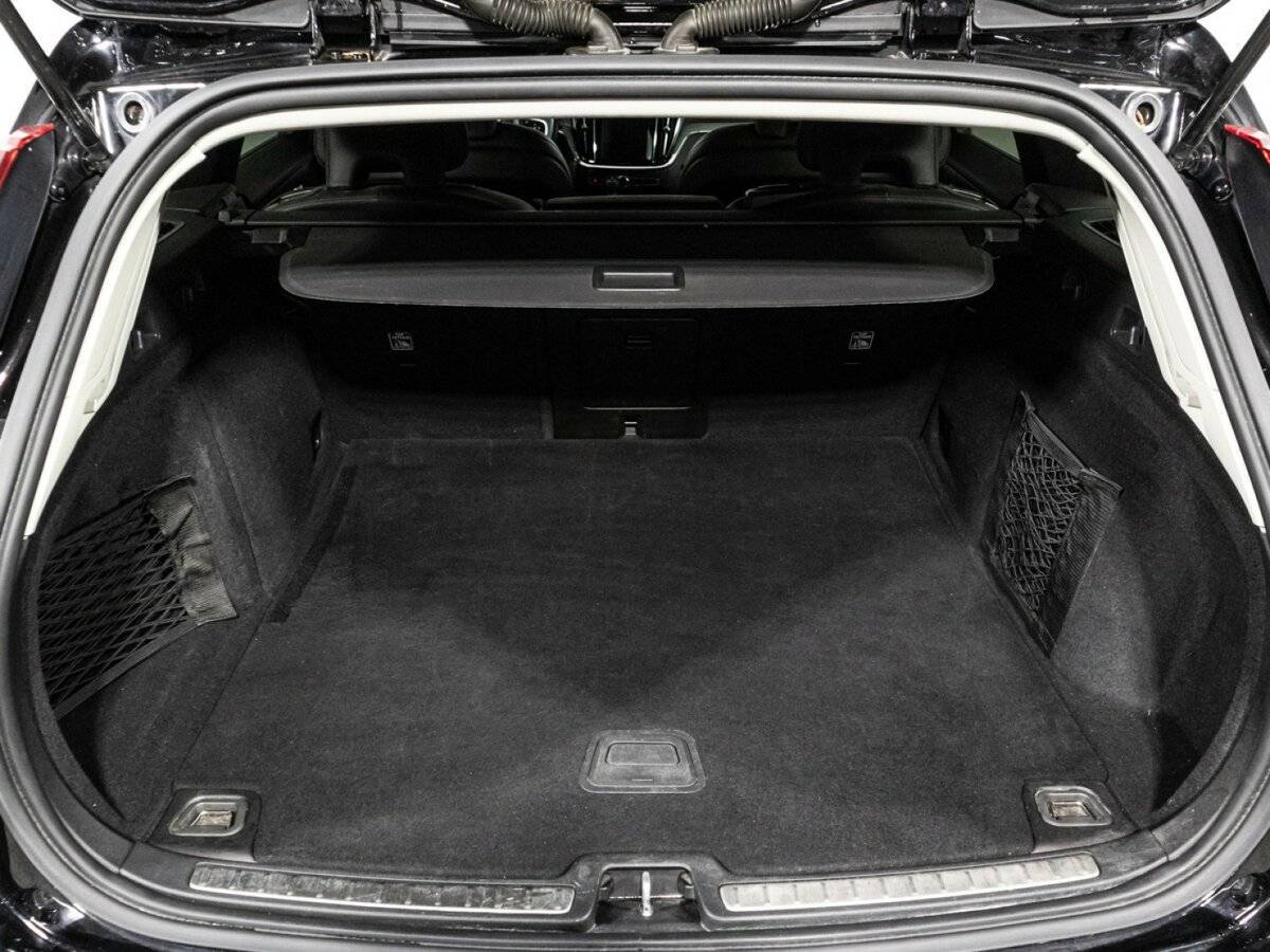 Volvo V60 Cross Country, 2019 Фото №15