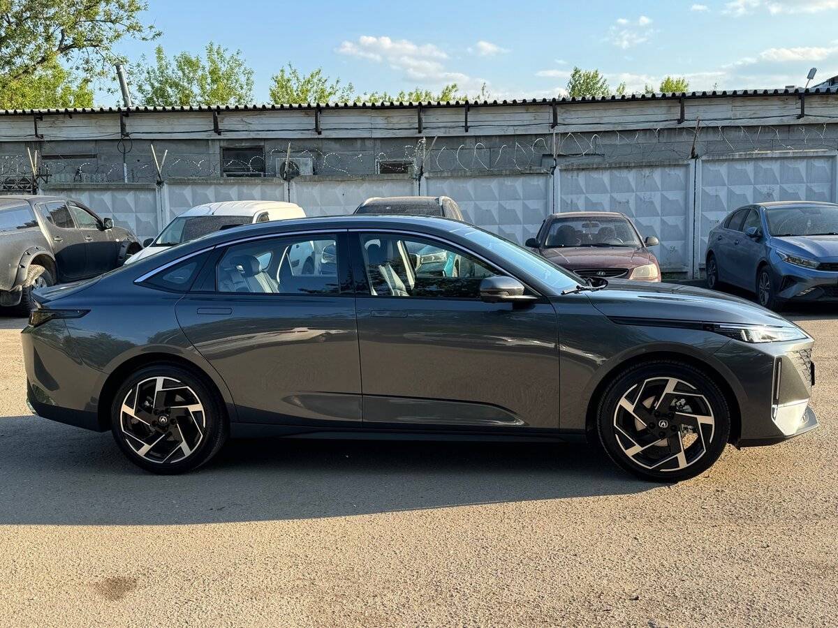 Changan Lamore, 2023 Фото №37