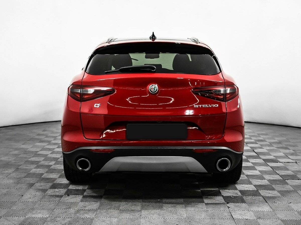 Alfa Romeo Stelvio, 2017 Фото №6