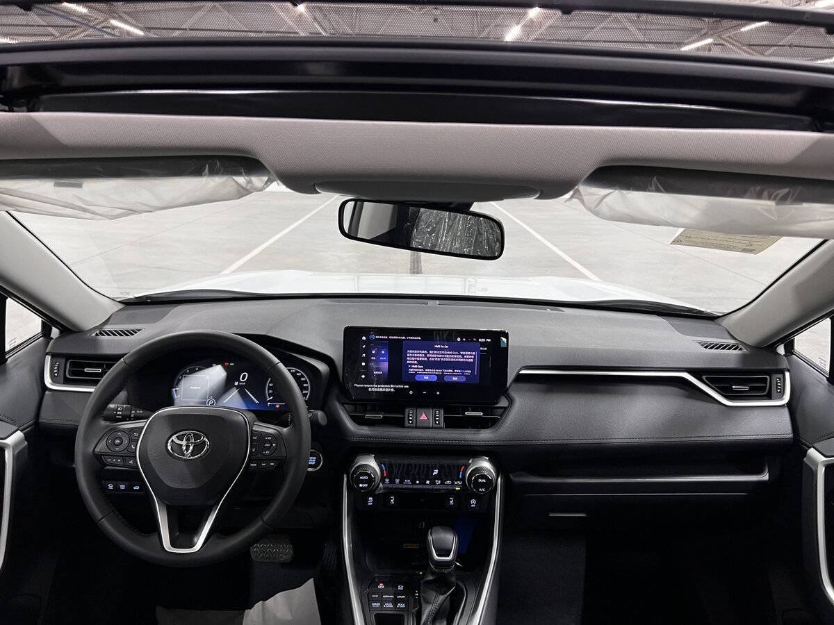 Toyota RAV4, 2024 Фото №14