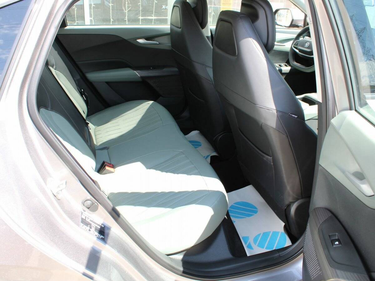 Changan Lamore, 2023 Фото №20