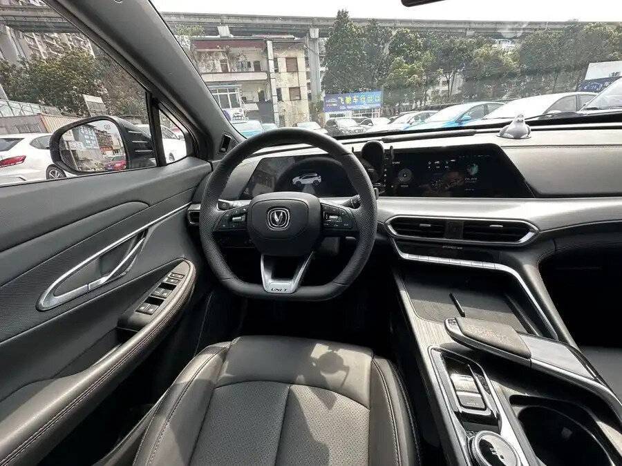 Changan UNI-T, 2022 Фото №10