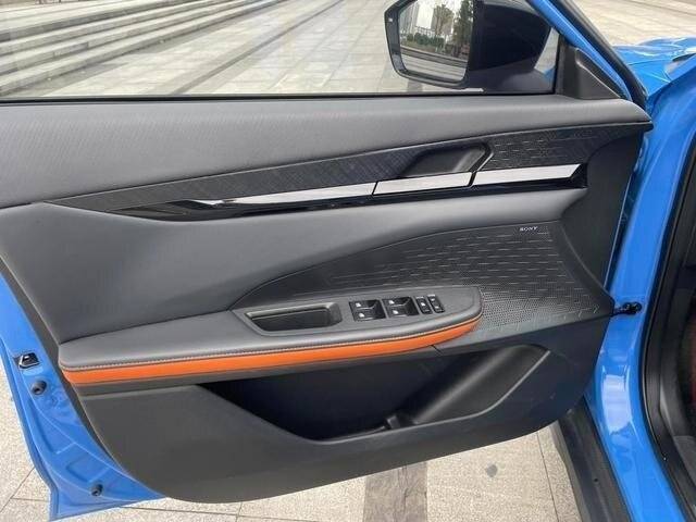 Changan UNI-V, 2022 Фото №15