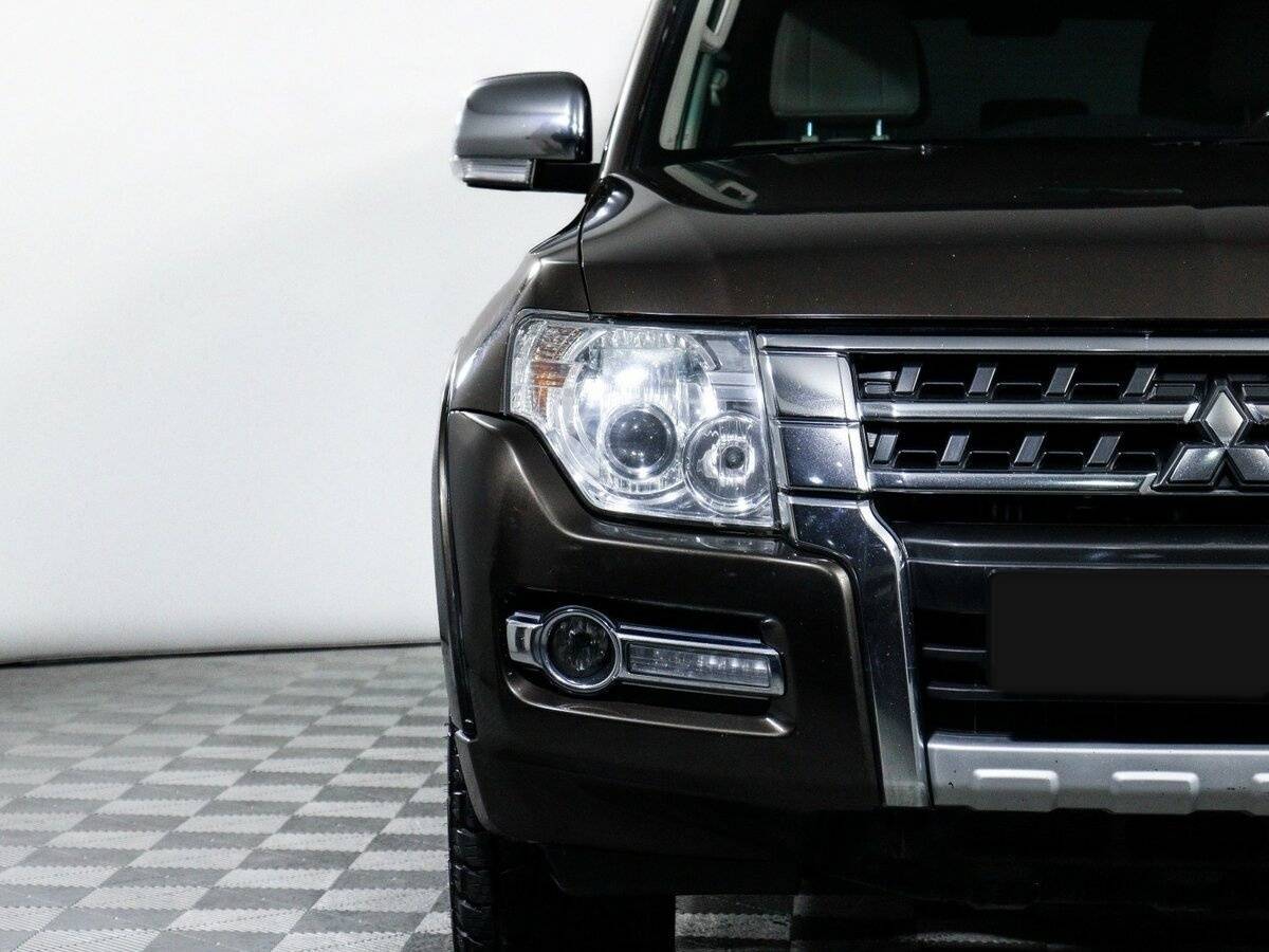 Mitsubishi Pajero, 2017 Фото №14