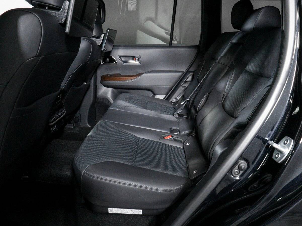 Toyota Land Cruiser, 2022 Фото №7