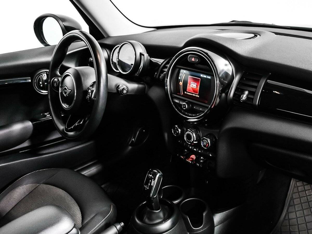 Mini Hatch Cooper, 2018 Фото №9