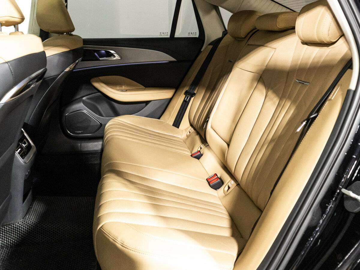 Hongqi H5, 2023 Фото №10