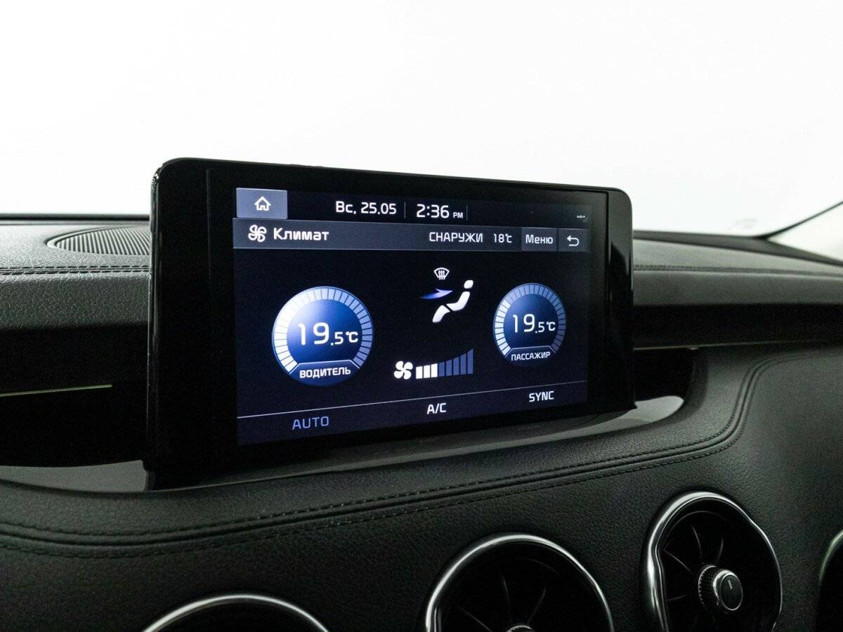 Kia Stinger, 2022 Фото №18