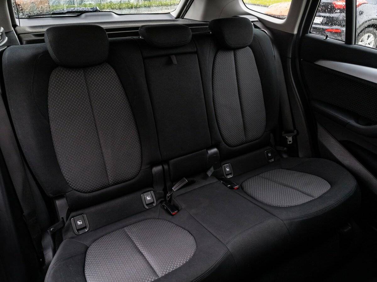 BMW X1 18i sDrive, 2019 Фото №11