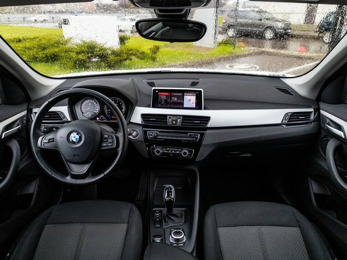 BMW X1 18i sDrive, 2019 Фото №16