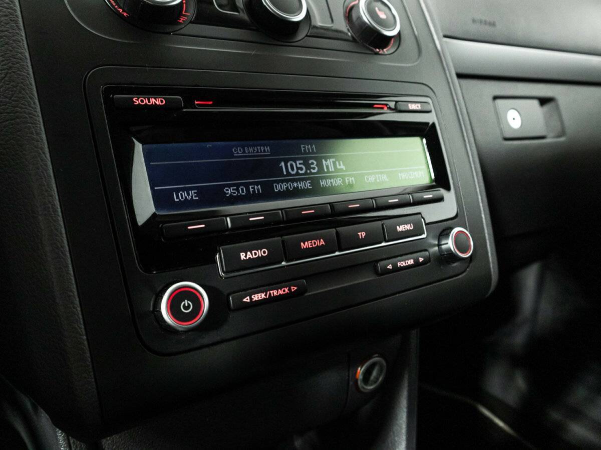 Volkswagen Touran, 2012 Фото №17