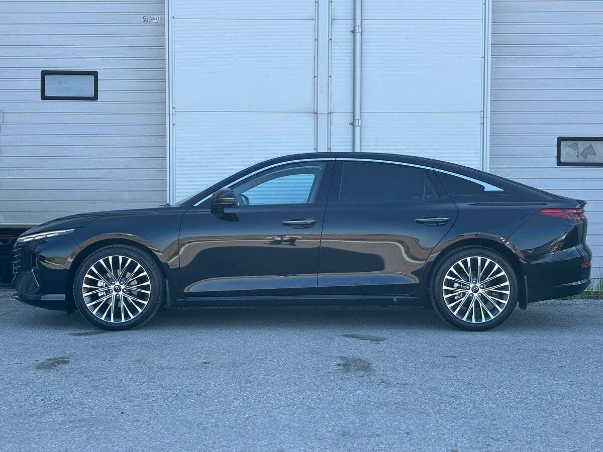 FAW Bestune B70, 2024 - 5 км. | Фото №8