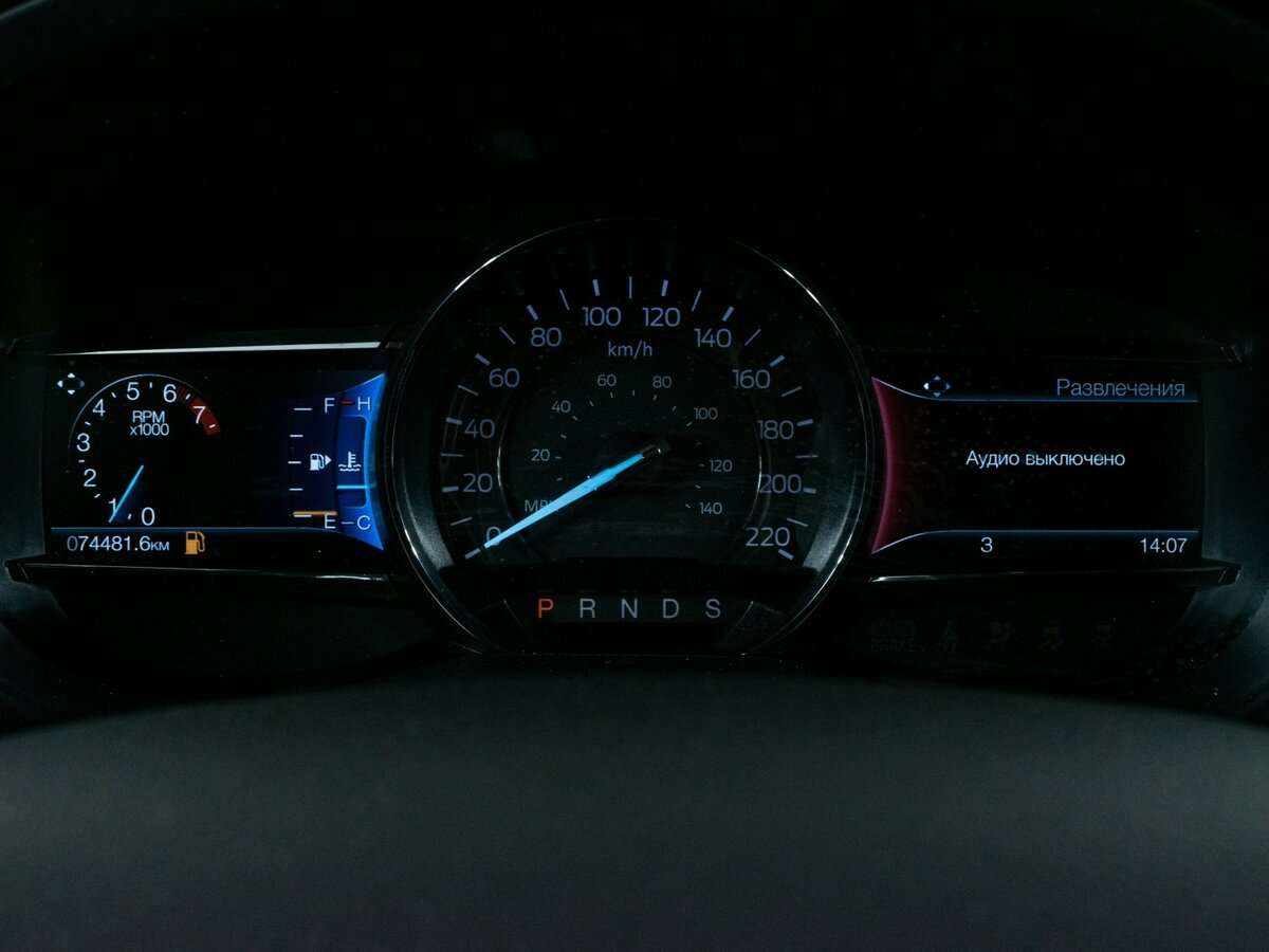 Ford Explorer, 2019 Фото №14