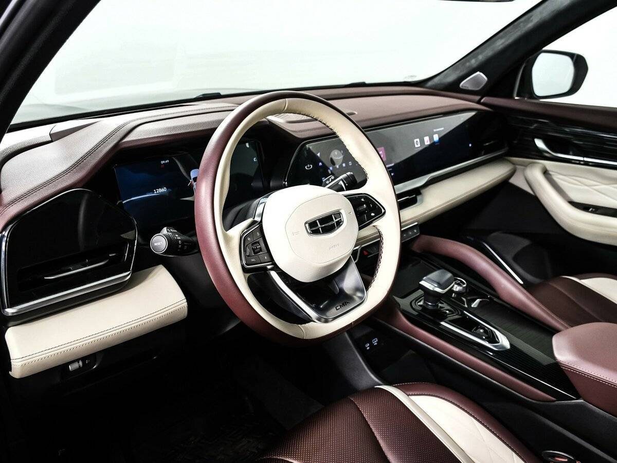 Geely Monjaro, 2023 Фото №13