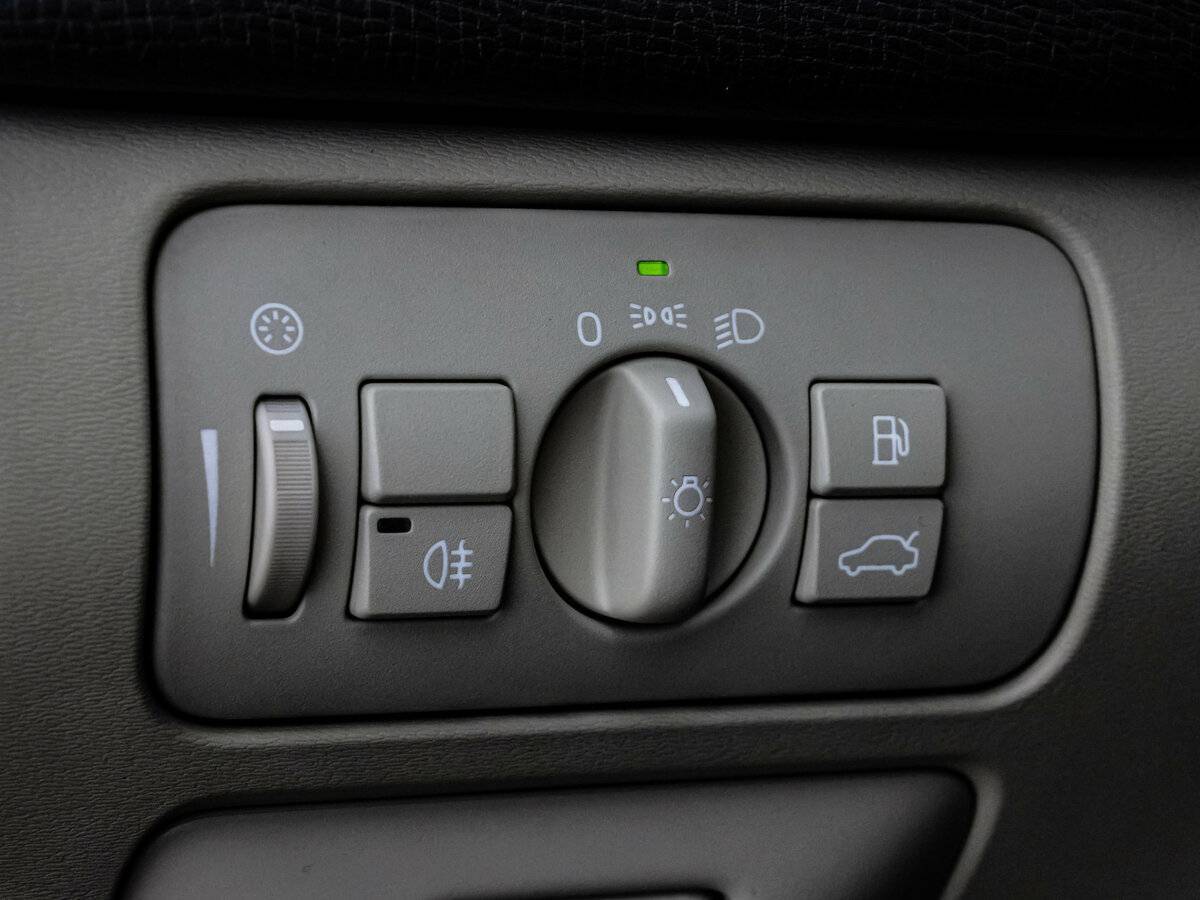 Volvo XC60, 2011 Фото №14