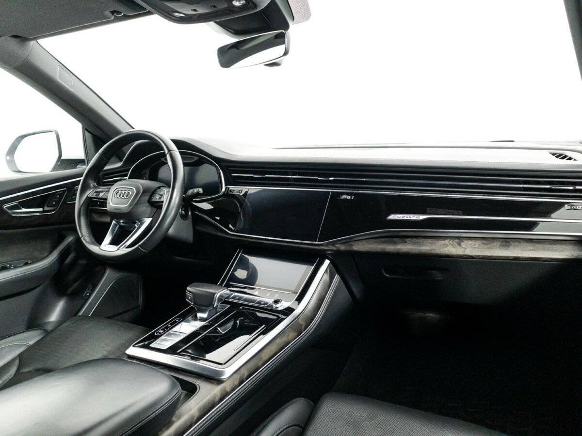 Audi Q8 55 TFSI, 2018 Фото №9