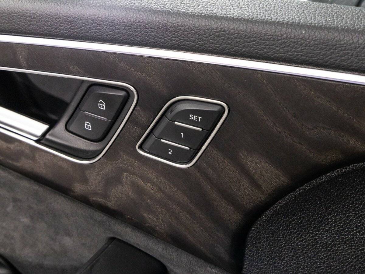 Audi Q8 55 TFSI, 2018 Фото №19