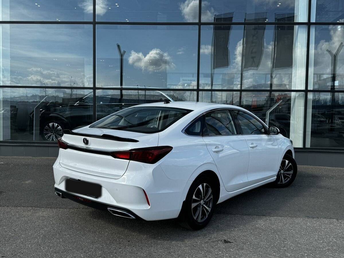 Changan Eado Plus, 2023 Фото №6