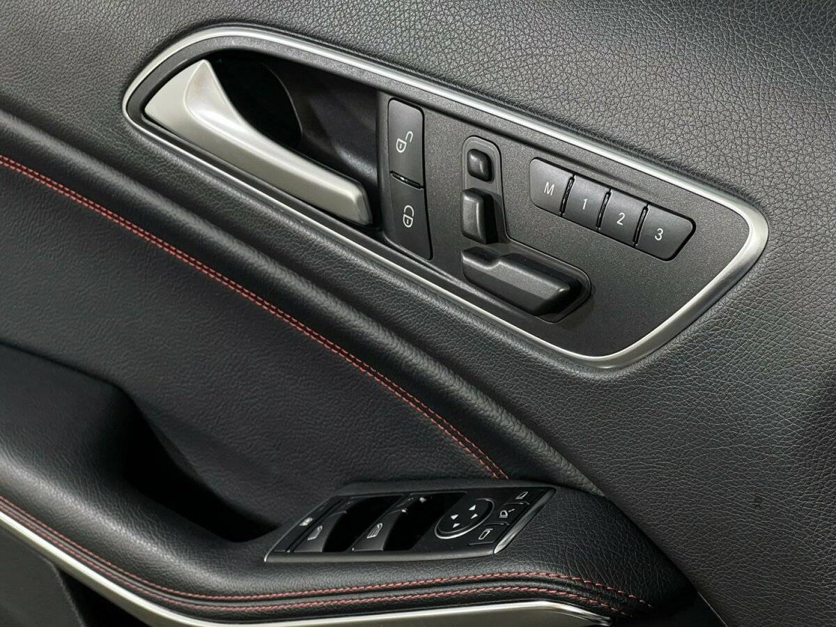 Mercedes-Benz GLA AMG 45 AMG, 2014 Фото №15