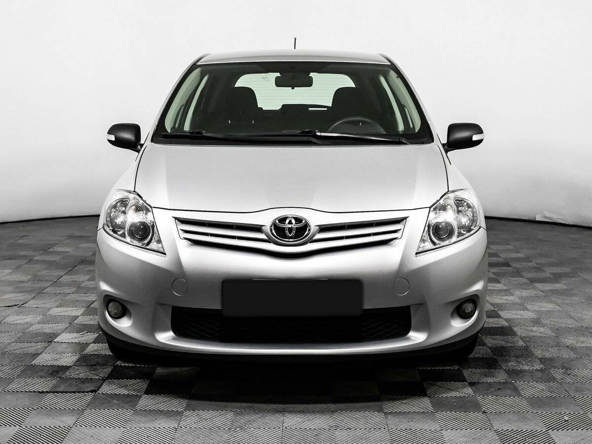 Toyota Auris, 2011 - 84 202 км. | Фото №2