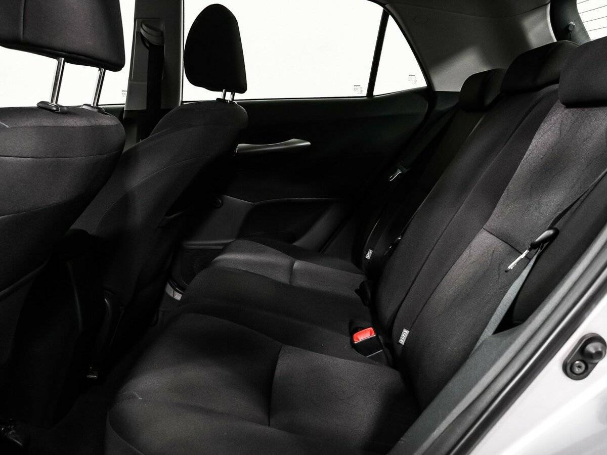 Toyota Auris, 2011 Фото №13