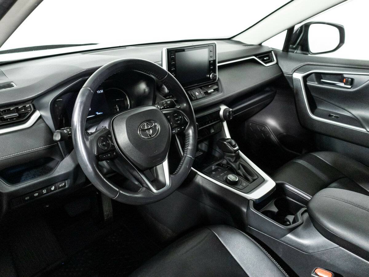 Toyota RAV4, 2020 Фото №11