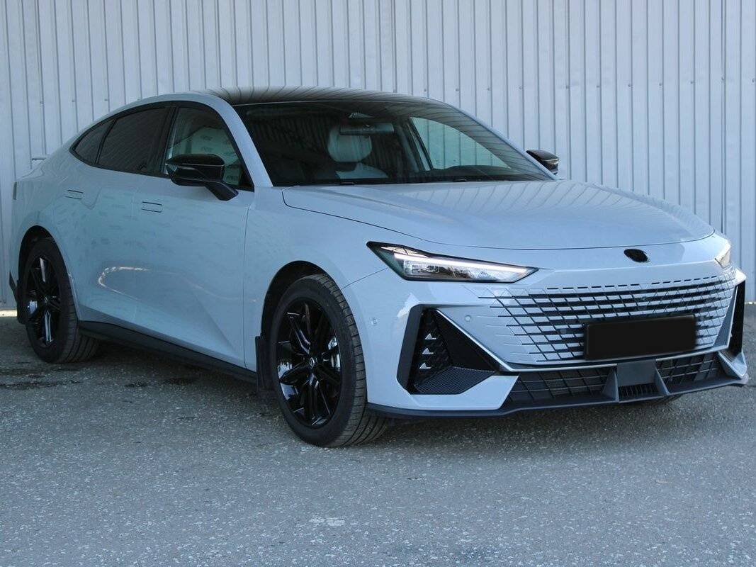 Changan UNI-V, 2023 - 4 120 км. | Фото №3